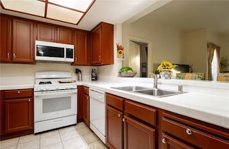 2936 Belgrave Ave Unit 205, Huntington Park, CA 90255
