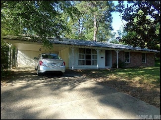 7518 F St, Little Rock, AR 72205