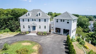14 Grandview Ave, Saugus, MA 01906
