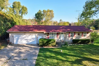 6393 E Frances Rd, Mount Morris, MI 48458