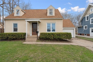 128 28th Street Dr SE, Cedar Rapids, IA 52403