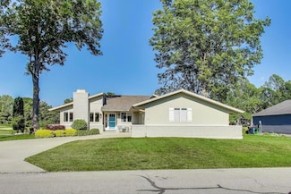 2700 Duffy Ln, Long Beach, IN 46360