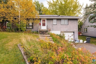 126 E Niagara St, Duluth, MN 55811