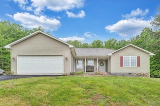 338 White Oak Ln, New Castle, VA 24127