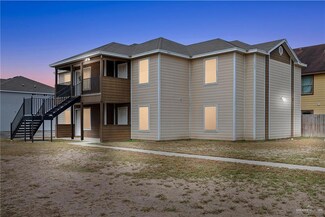 201 N Linares St, Alton, TX 78573