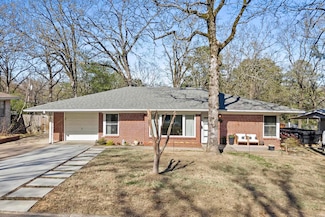 3736 Loch Ln, North Little Rock, AR 72116