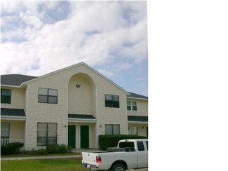 1425 Dove Run Dr Unit A, Charleston, SC 29412