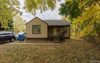5315 Edgewood St, Dearborn Heights, MI 48125