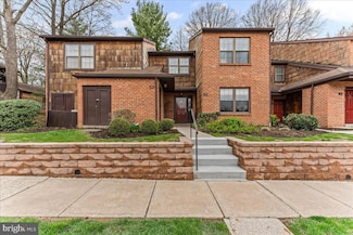 28 Hopkinson Ct Unit 163, Chesterbrook, PA 19087