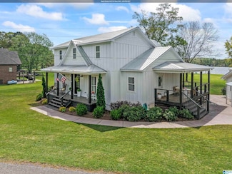 747 Mountain View Dr, Wilsonville, AL 35186