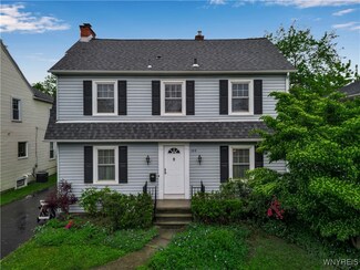 166 Burbank Dr, Amherst, NY 14226