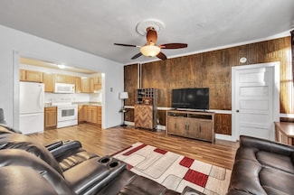 140 Chestnut St Unit 804, Springfield, MA 01103
