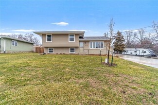4770 NE 38th Ave, Des Moines, IA 50317