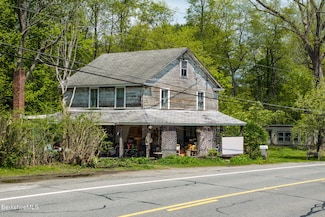 2738 State Rd, Richmond, MA 01254