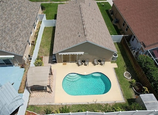 1666 Meadow Oak Ln, Tarpon Springs, FL 34689