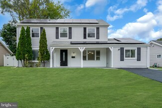 19 Sedgwick Ln, Willingboro, NJ 08046