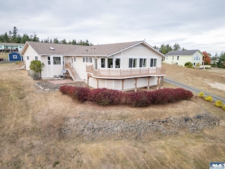 382 Discovery View Dr, Sequim, WA 98382