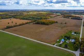 6800 Sunny Point Rd, Egg Harbor, WI 54209