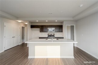 920 Aster Dr, Carlisle, IA 50047
