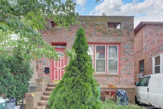 392 E 7th St, Brooklyn, NY 11218