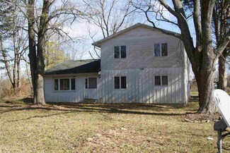 9644 Rusk Rd, Tennyson, IN 47637