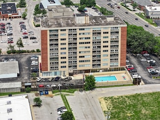 2121 Nicholasville Rd Unit 910, Lexington, KY 40503