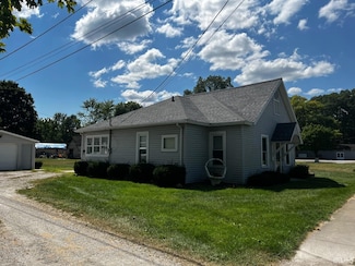 103 E 7th St, North Manchester, IN 46962