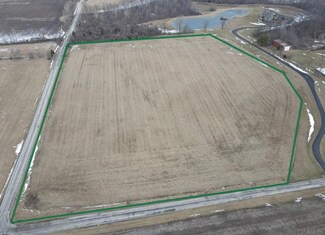 Maple Grove Rd, Andrews, IN 46702