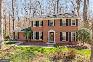 11026 Clara Barton Dr, Fairfax Station, VA 22039