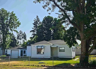 700 N 6th St, Hamilton, MT 59840