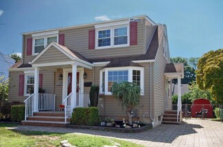 416 Edgeworth St, Middlesex, NJ 08846