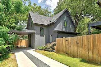 4614 Englewood Dr Unit 2, Austin, TX 78745