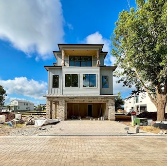 516 Lake St, Kingsland, TX 78639