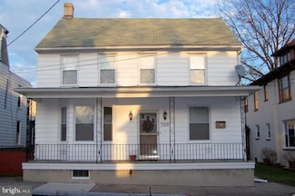 328 N Spring St, Middletown, PA 17057