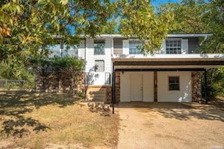 102 Brandiles Ln, Hot Springs National Park, AR 71913