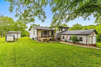 1650 Clouse Rd, Macomb, MO 65702