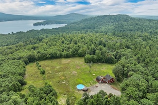 225 Simon Hill Rd, Effingham, NH 03882
