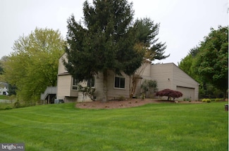 7 Huntmeadow Ct, Owings Mills, MD 21117