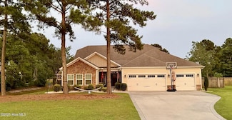 308 E Dolphin View, Sneads Ferry, NC 28460