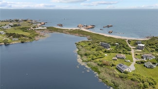 212 Round Pond Rd, Little Compton, RI 02837
