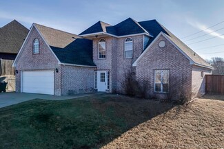 4031 S Rolling Oaks Dr, Tulsa, OK 74107
