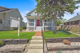921 Oakland Ave, Joliet, IL 60435
