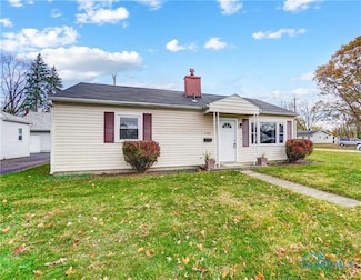 1101 Parkside Place, Findlay, OH 45840