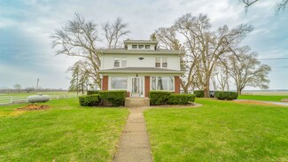 21827 Austin St, Lowell, IN 46356