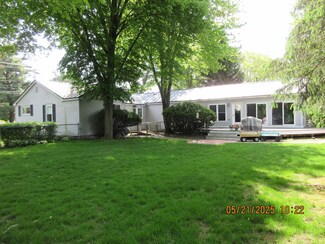 2 Plum St, Concord, NH 03301