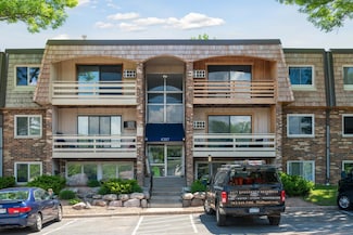 4387 Wilshire Blvd Unit 202, Mound, MN 55364