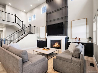 7012 S Undergrove Way, Aurora, CO 80016