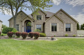 1948 Somerset Dr, Munster, IN 46321