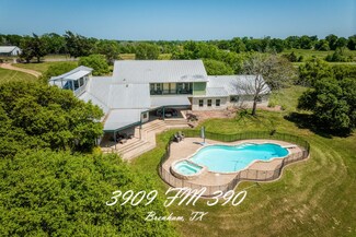 3909 Fm 390 N, Brenham, TX 77833