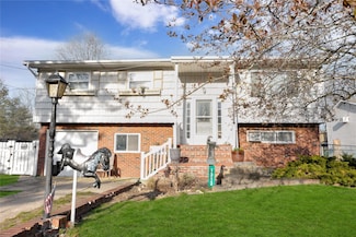 1373 Saint Louis Ave, Bay Shore, NY 11706